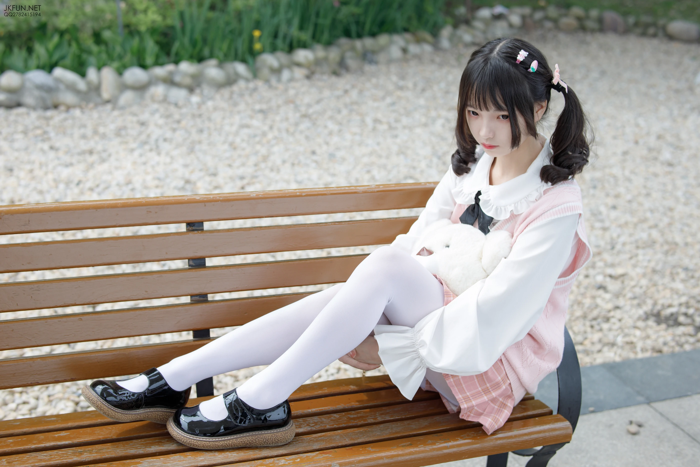 森萝财团 [JKFUN-007] 默陌 80D白丝 [126P 1V]插图8